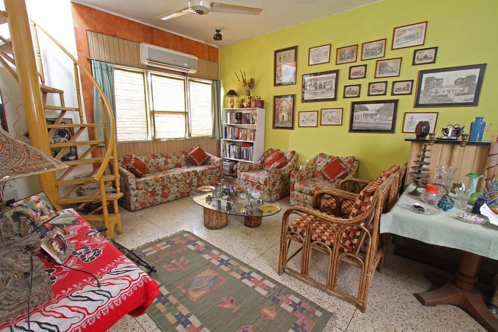 Nina Kochhar'S Homestay New Delhi Eksteriør billede
